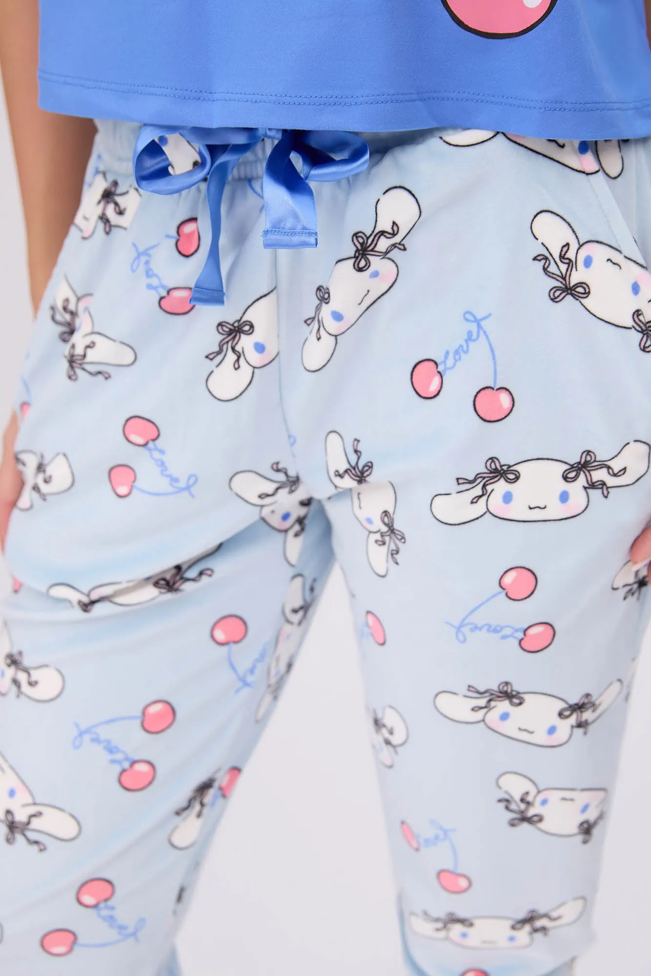 Cinnamoroll 2-Piece Pajama Tee & Velour Jogger Set