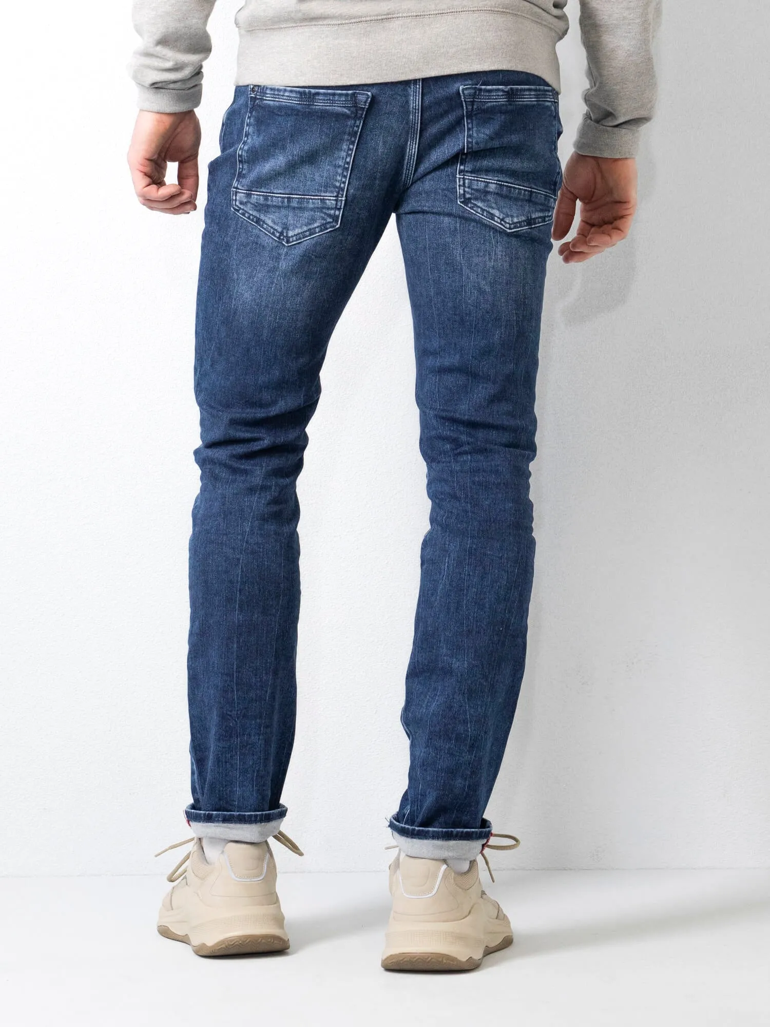 Jackson Slim Fit Jeans