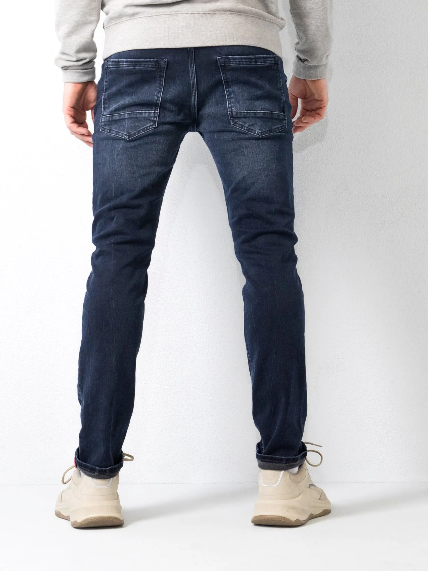 Jackson Slim Fit Jeans