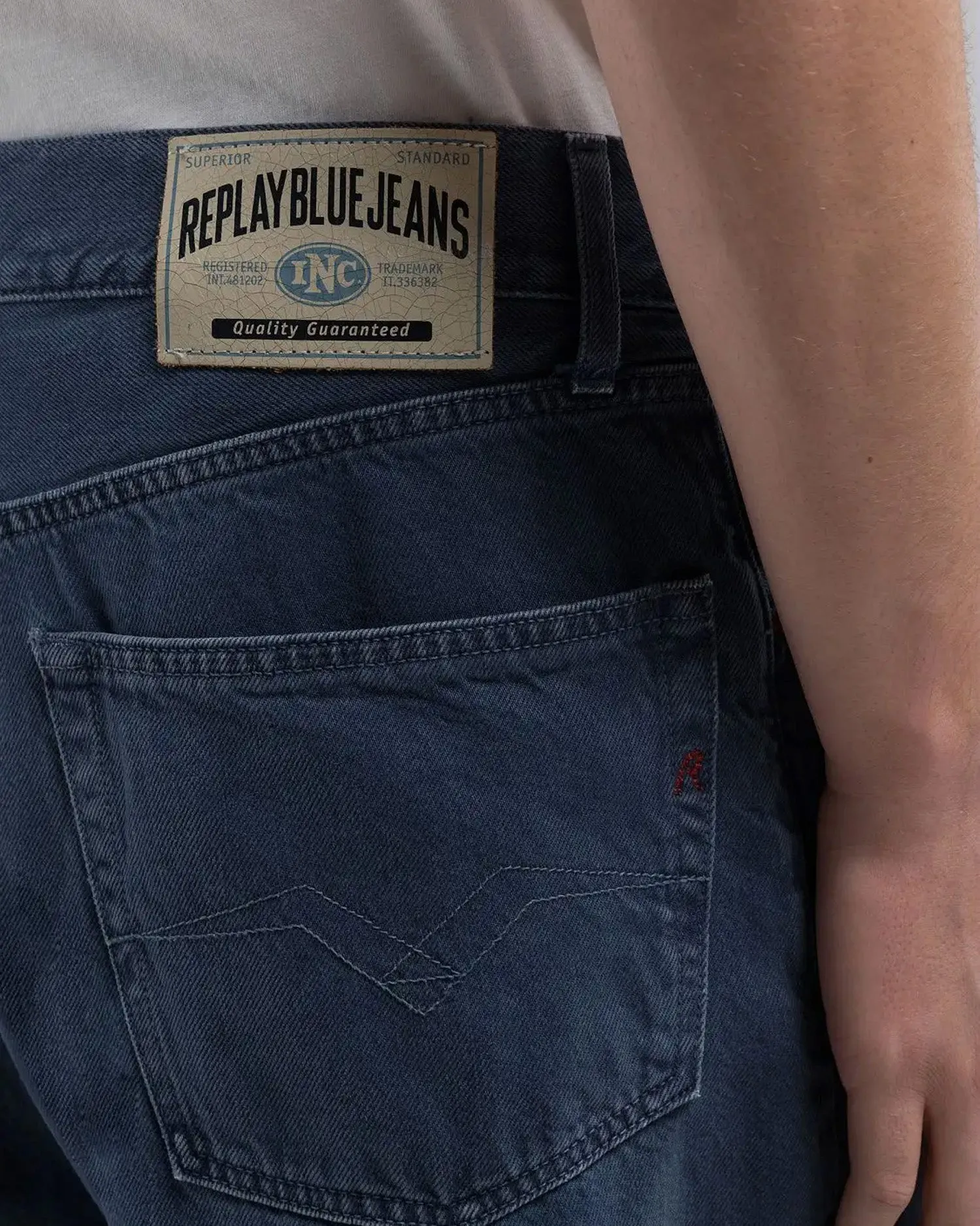 Replay M9Z1 Straight Fit Mens Jeans - Blue Powder
